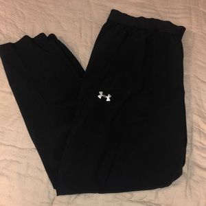 Light weight UNDER ARMOUR heat gear sweat pants.